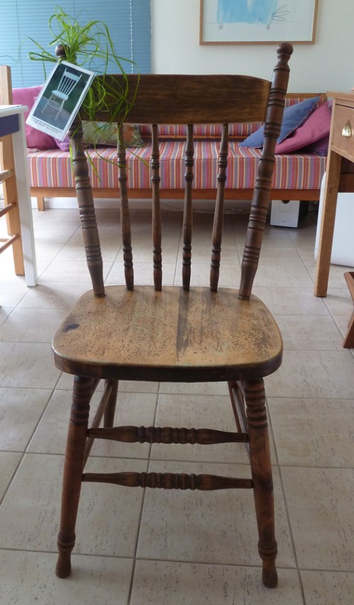 birthday present chair